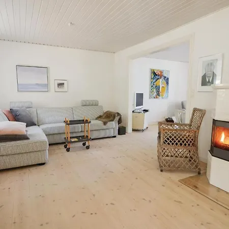 Two-bedroom Holiday In *